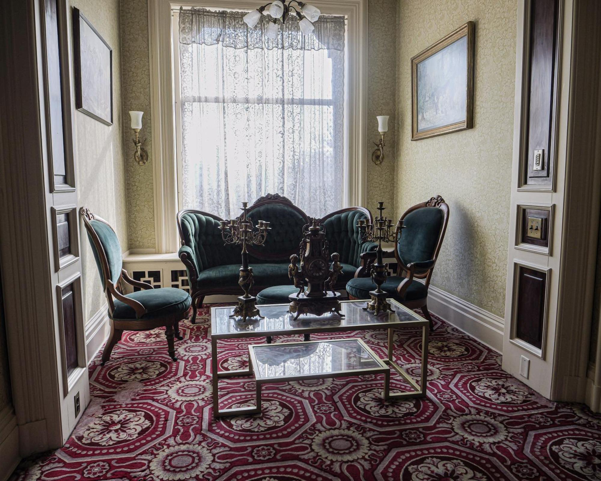 Henderson Castle Inn カラマズー エクステリア 写真