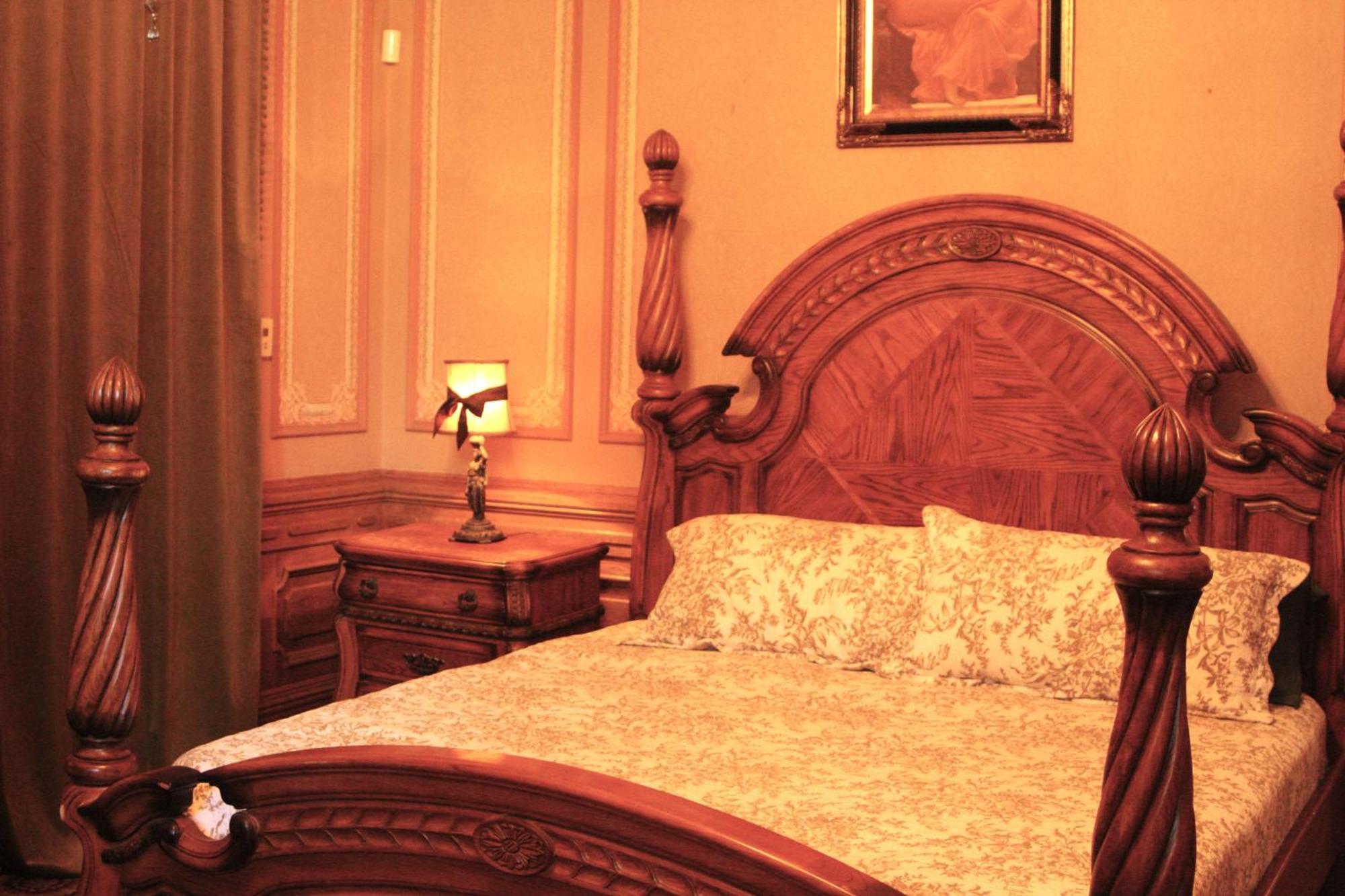 Henderson Castle Inn カラマズー 部屋 写真