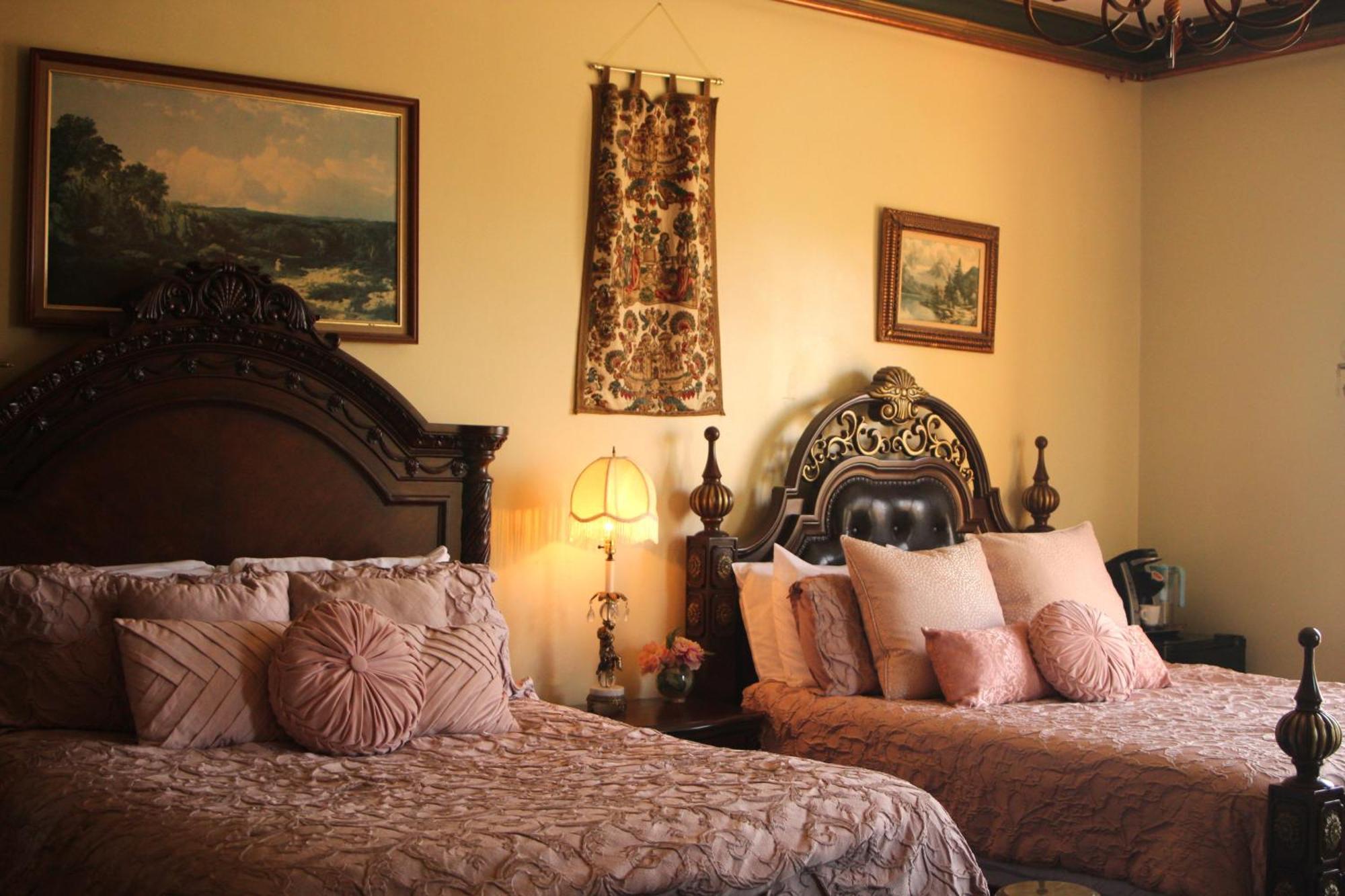 Henderson Castle Inn カラマズー 部屋 写真