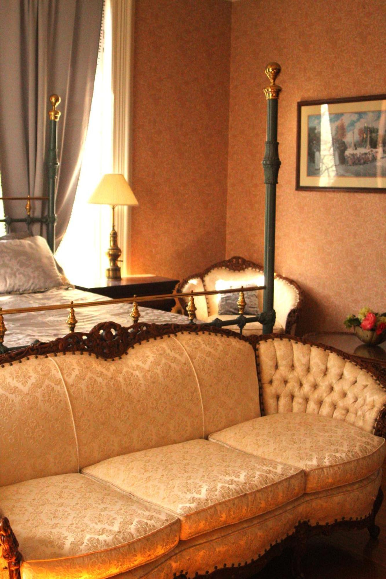 Henderson Castle Inn カラマズー 部屋 写真