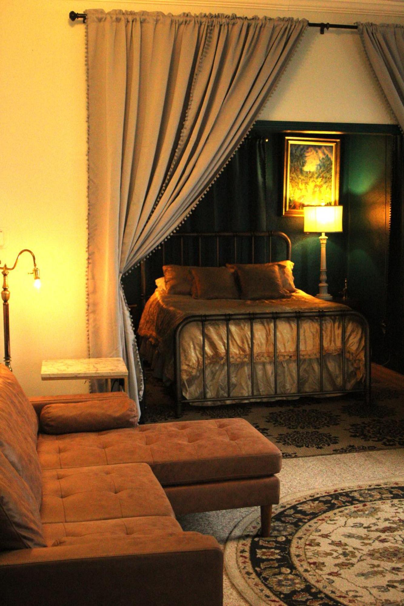 Henderson Castle Inn カラマズー 部屋 写真